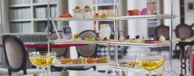 Afternoon Tea en el Colonnades (Signet Library) en Edimburgo